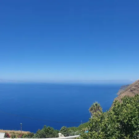 Farol Views Fajã da Ovelha