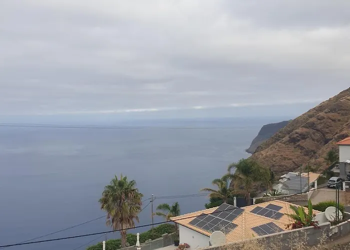 Semesterbostad Farol Views *